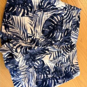 SPANX High Waist Women Shorts - Blue and White Leaf Print